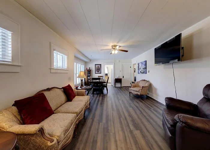 Vintage Perfect For Families And Outdoor Activities In Ranchester, Wyoming Holiday home Ranchester