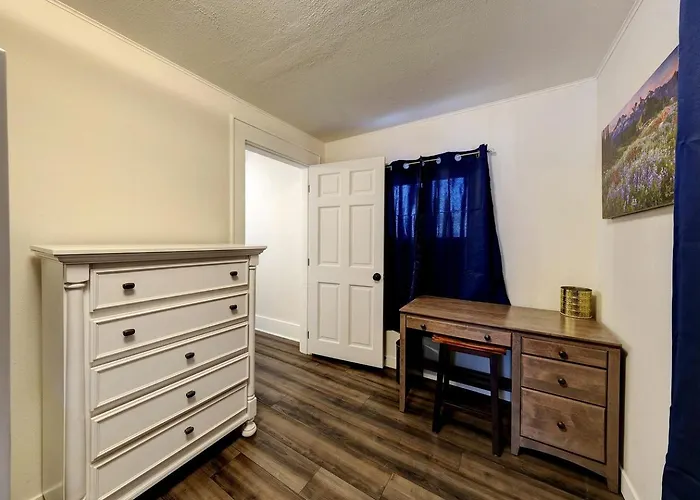 Vintage Perfect For Families And Outdoor Activities In Ranchester, Wyoming Ranchester